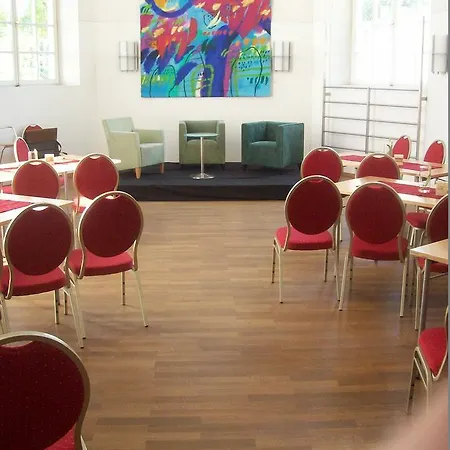 Kapuzinerhof Seminar- Und Kongresshotel